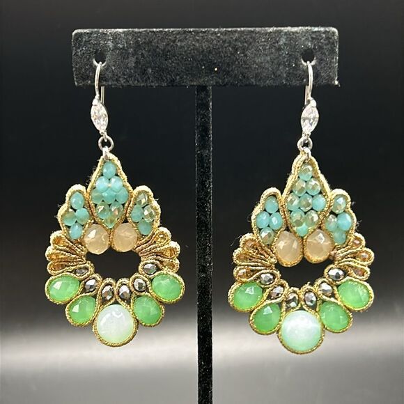 Green Beaded Earrings by Kathy Gelfand - Picture 3 of 6